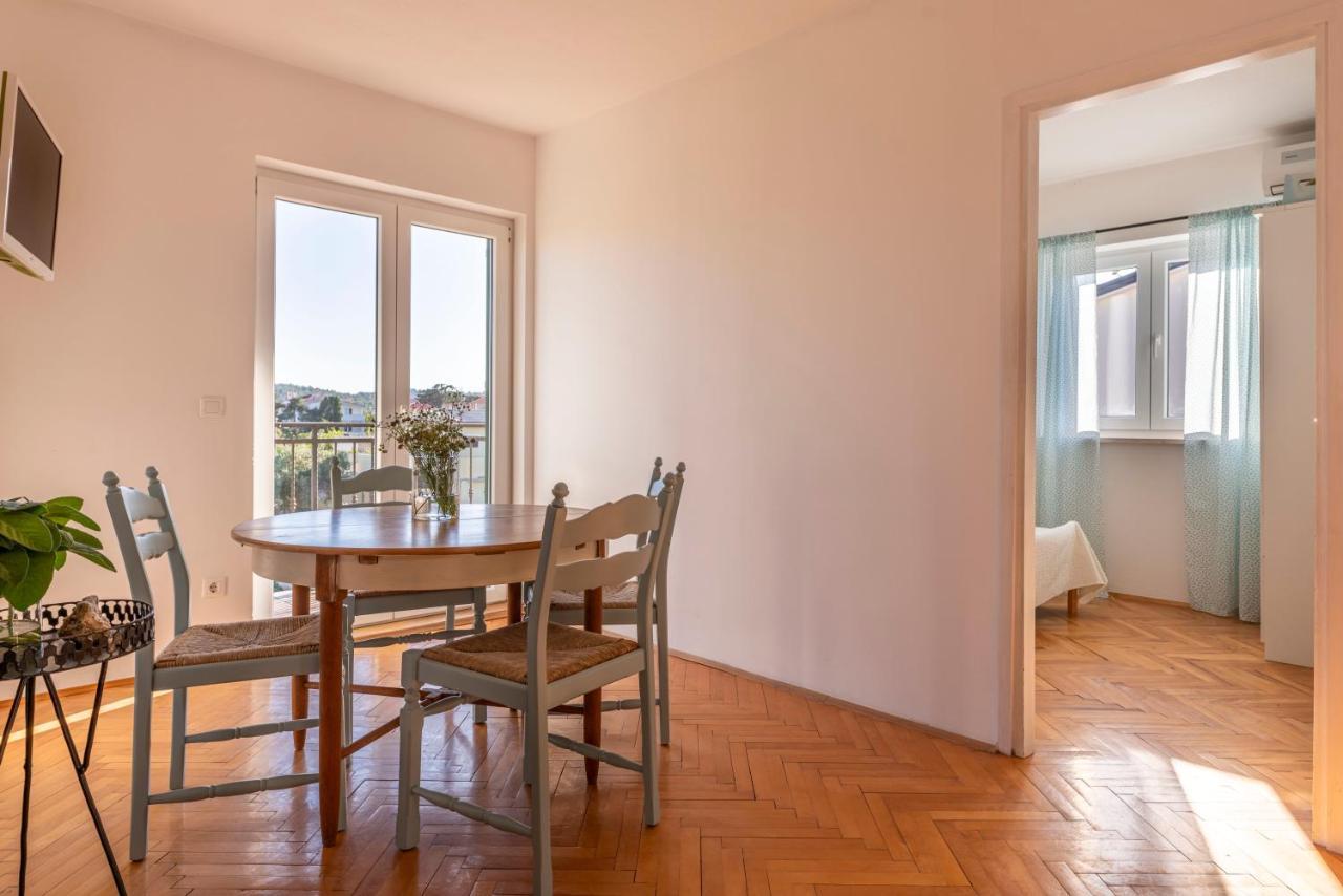 Charming Tale Apartments Modun19 Pirovac Exterior foto