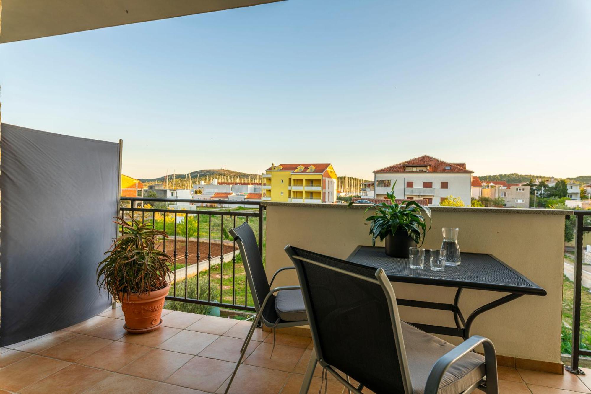 Charming Tale Apartments Modun19 Pirovac Habitación foto